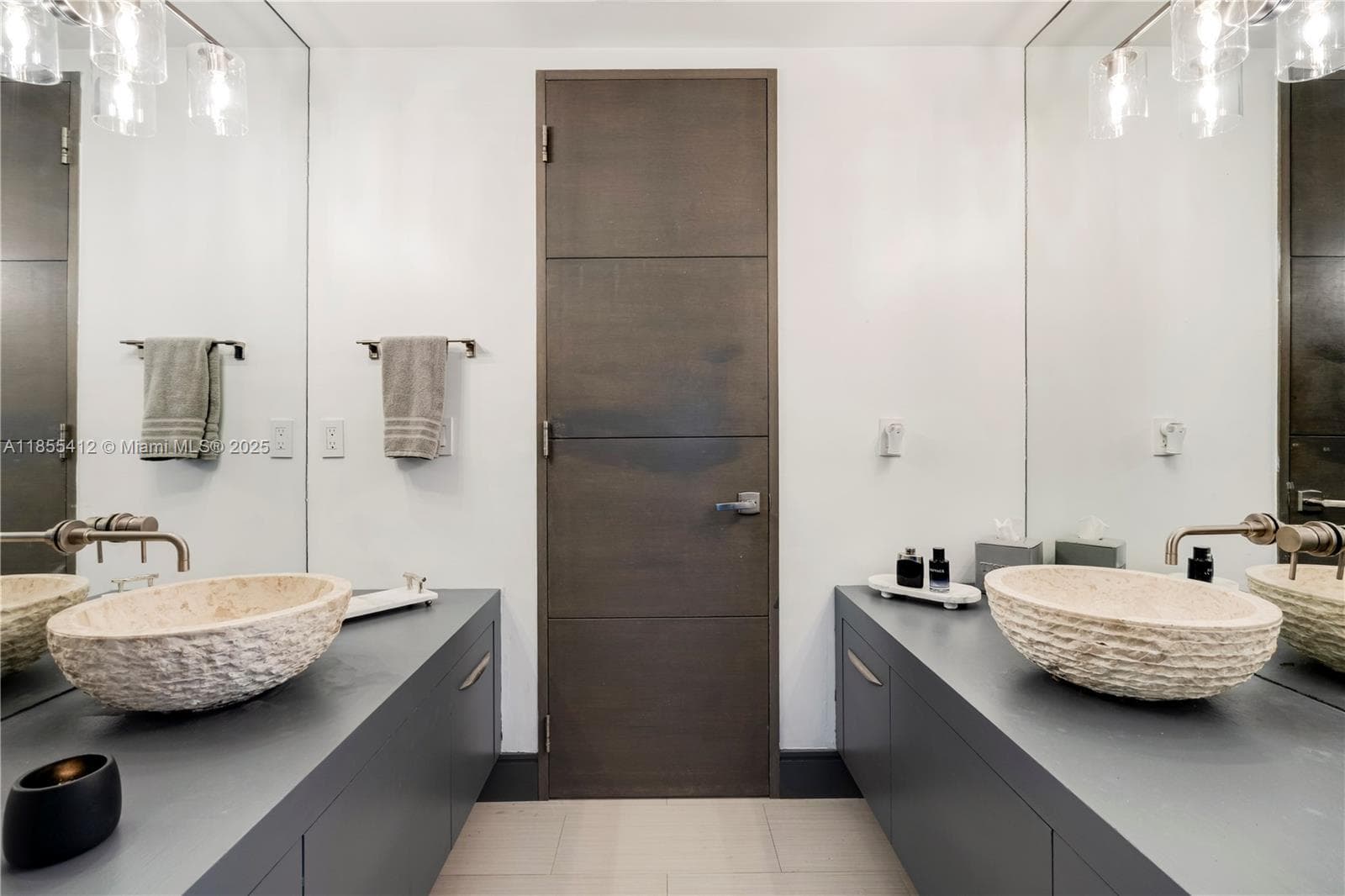 545 SABAL PALM, Key Biscayne FL 33149 — 12