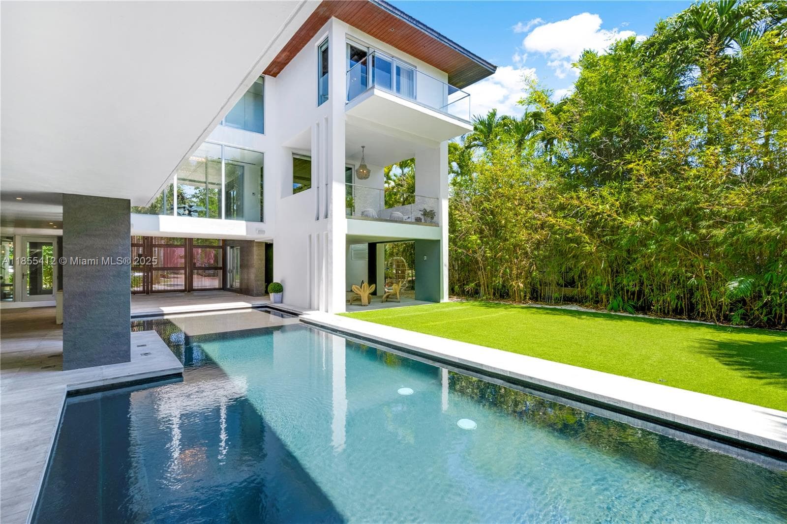 545 SABAL PALM, Key Biscayne FL 33149 — 26