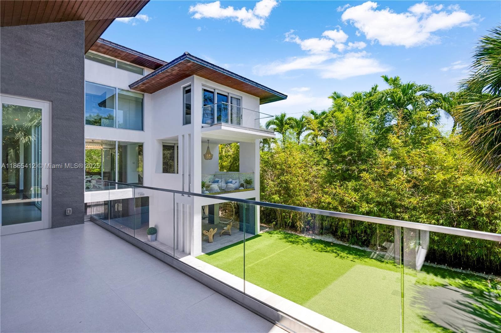 545 SABAL PALM, Key Biscayne FL 33149 — 67