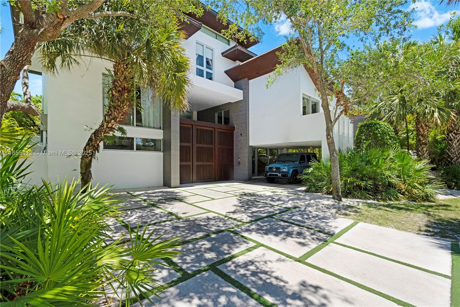 545 SABAL PALM, Key Biscayne FL 33149 — 9