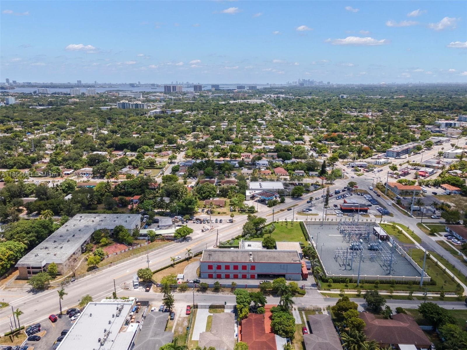 14444 W Dixie Hwy, Miami FL 33161 — 4