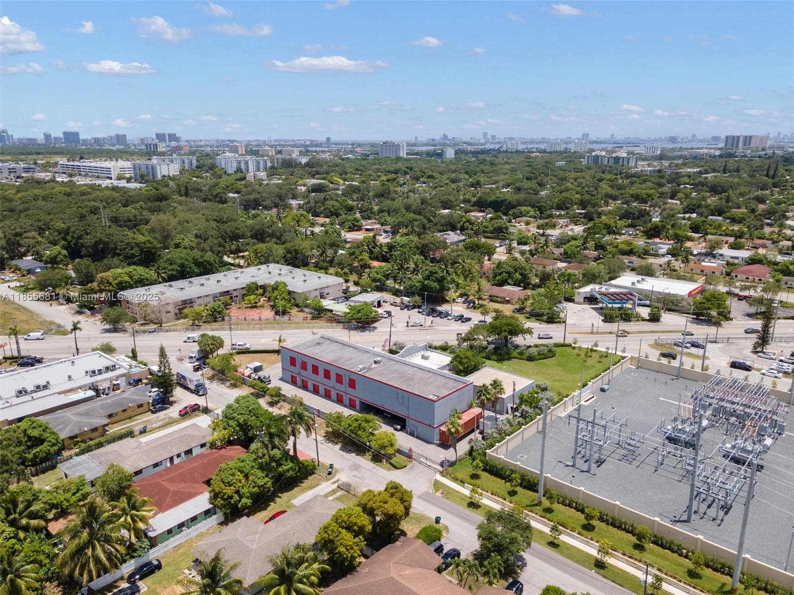 14444 W Dixie Hwy, Miami FL 33161 — 8