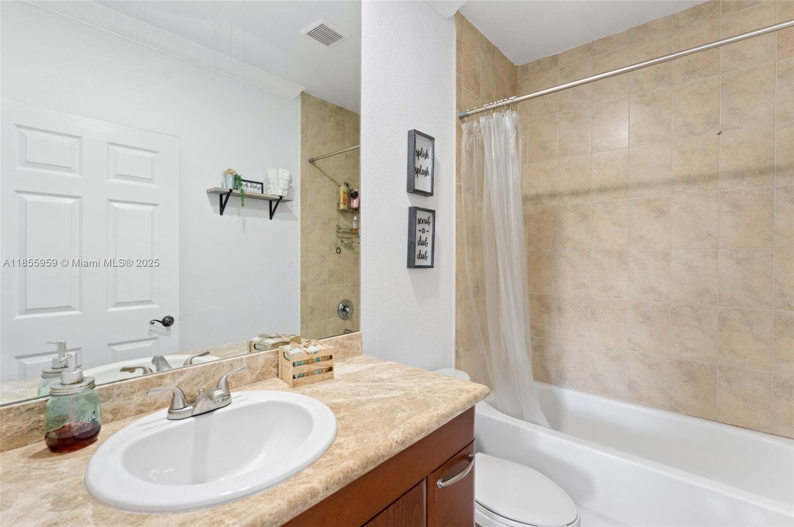 7423 NW 182nd St, Hialeah FL 33015 — 23
