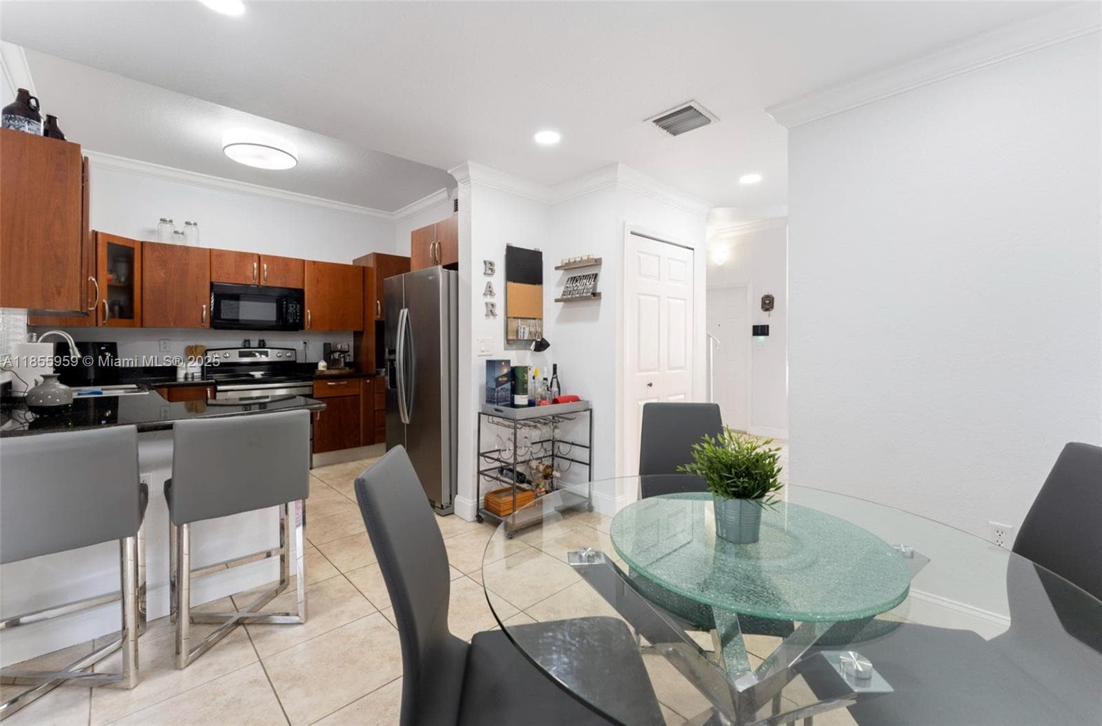 7423 NW 182nd St, Hialeah FL 33015 — 12