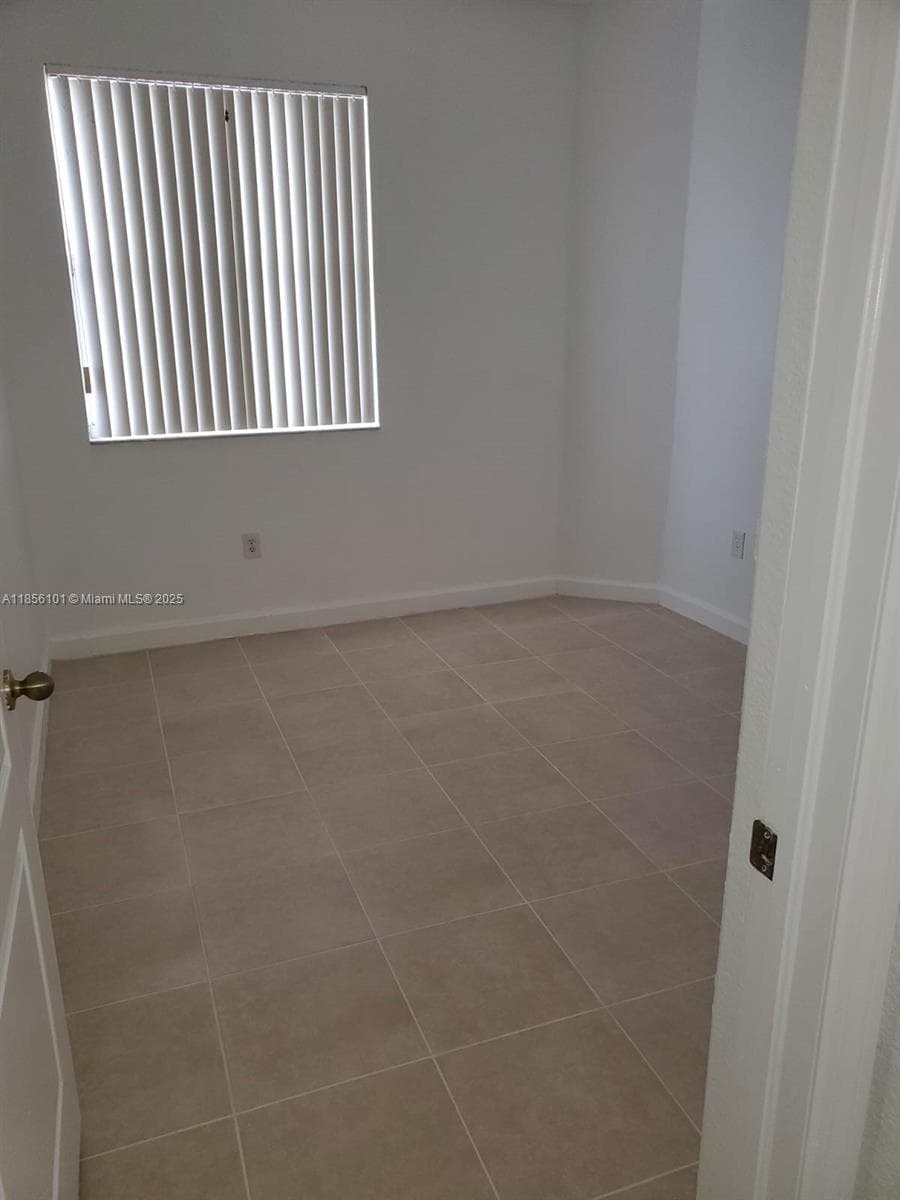1666 SE 27 CT # 108, Florida City FL 33035 — 7