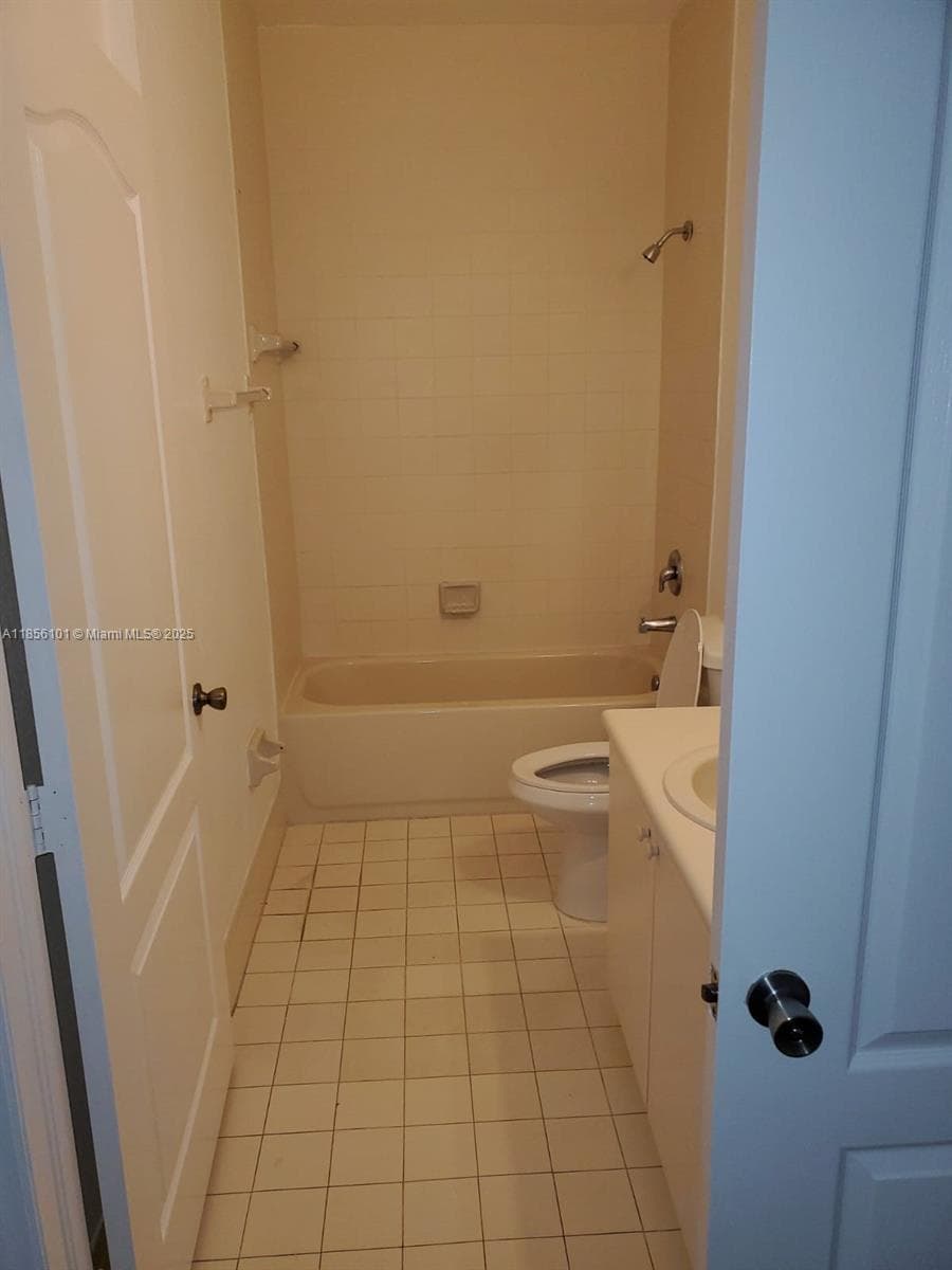 1666 SE 27 CT # 108, Florida City FL 33035 — 5