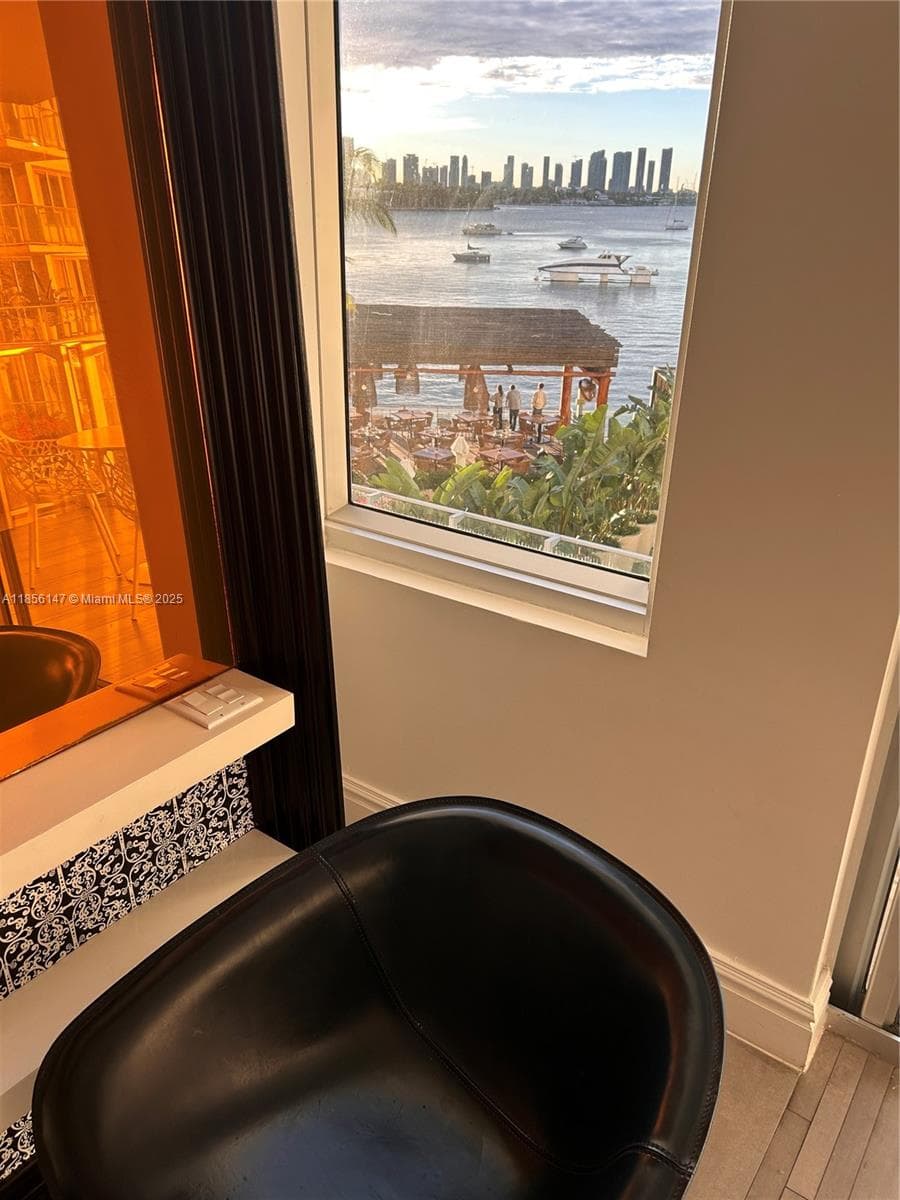 1100 West Ave # 322, Miami Beach FL 33139 — 16