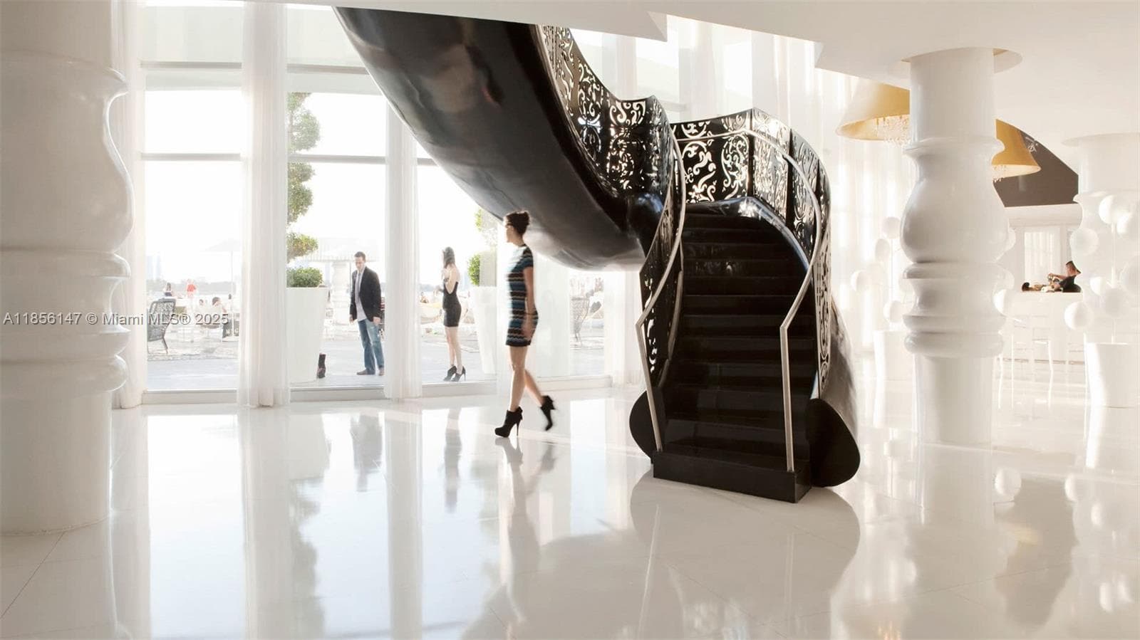 1100 West Ave # 322, Miami Beach FL 33139 — 35