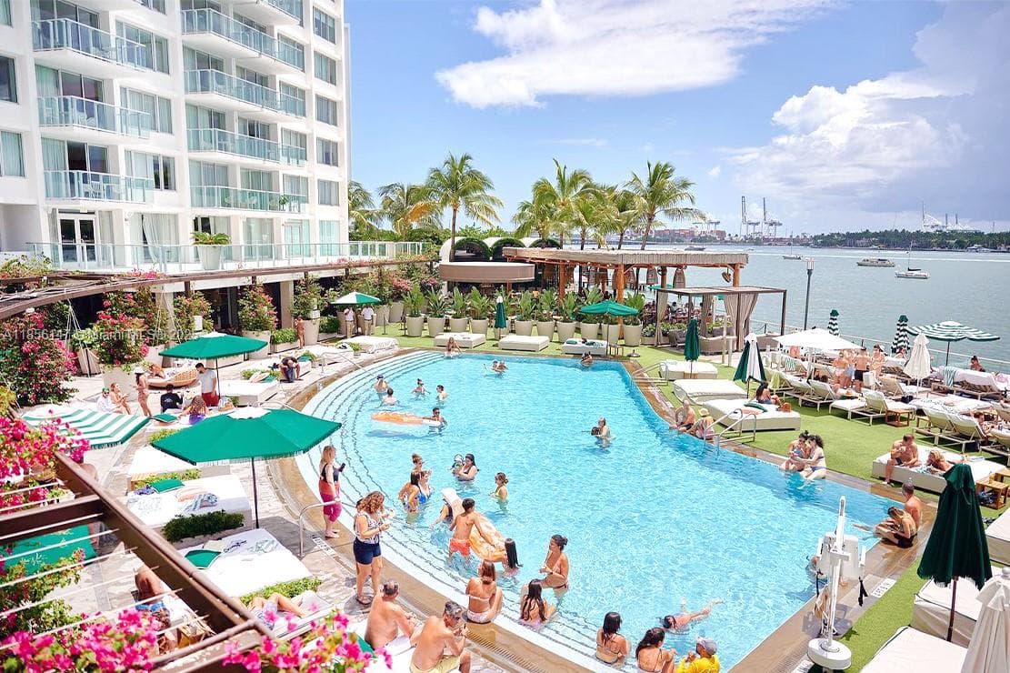 1100 West Ave # 322, Miami Beach FL 33139 — 39