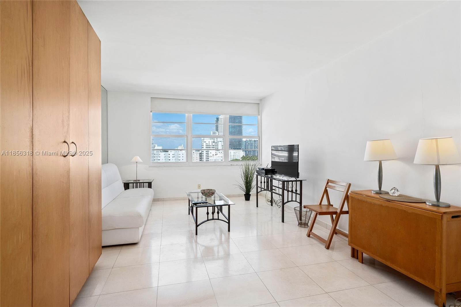 100 Lincoln Rd # 1147A, Miami Beach FL 33139 — 2