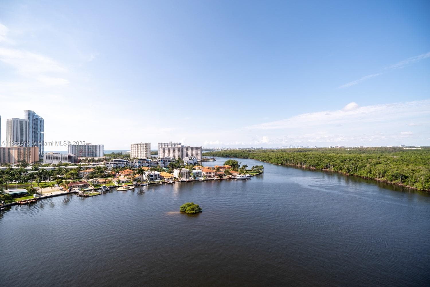 400 Sunny Isles Condo Wes, Sunny Isles Beach, FL — 27