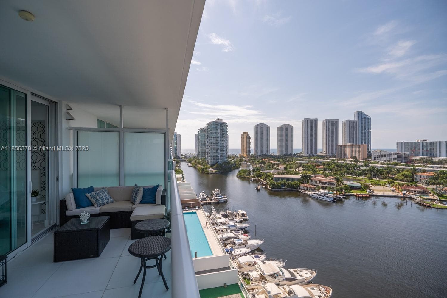 400 Sunny Isles Condo Wes, Sunny Isles Beach, FL — 28