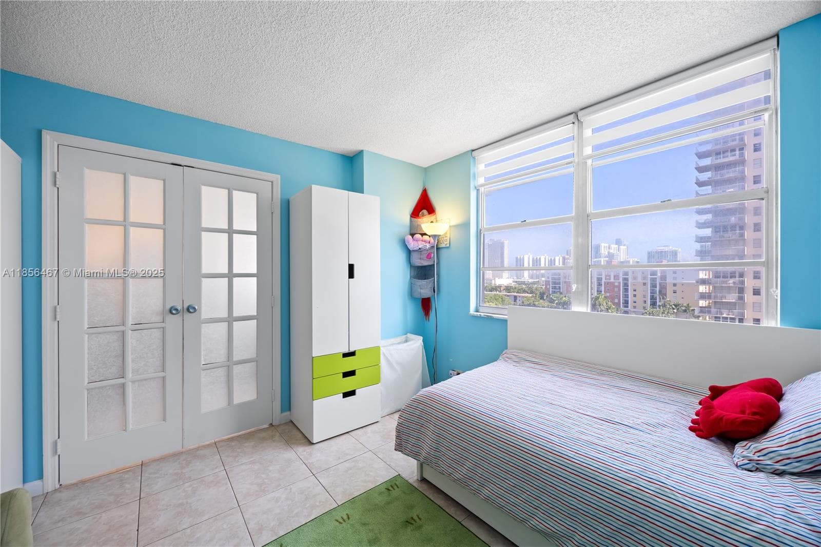 251 174th St # 812, Sunny Isles Beach FL 33160 — 22