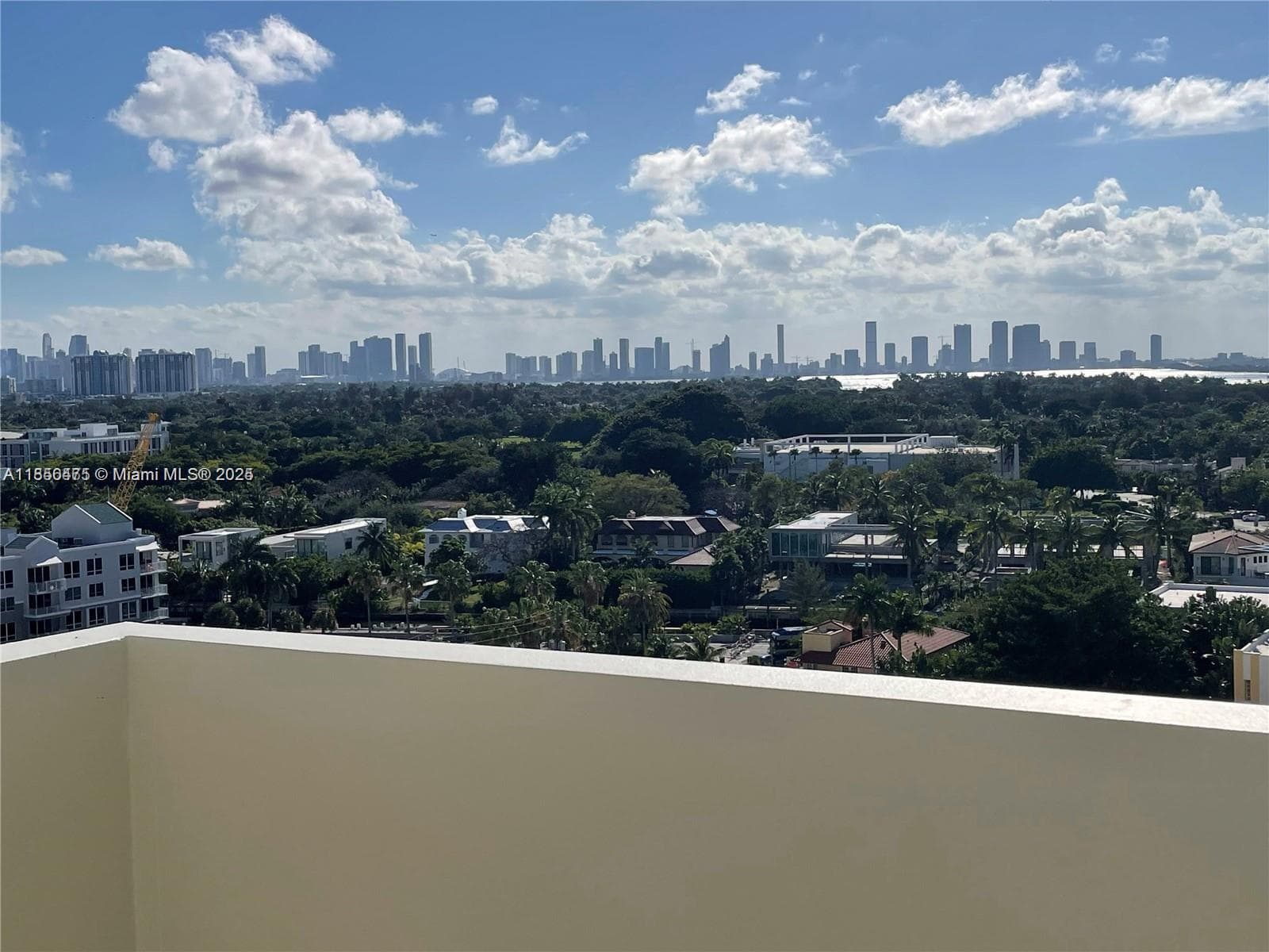2899 Collins Ave # 1420, Miami Beach FL 33140 — 17