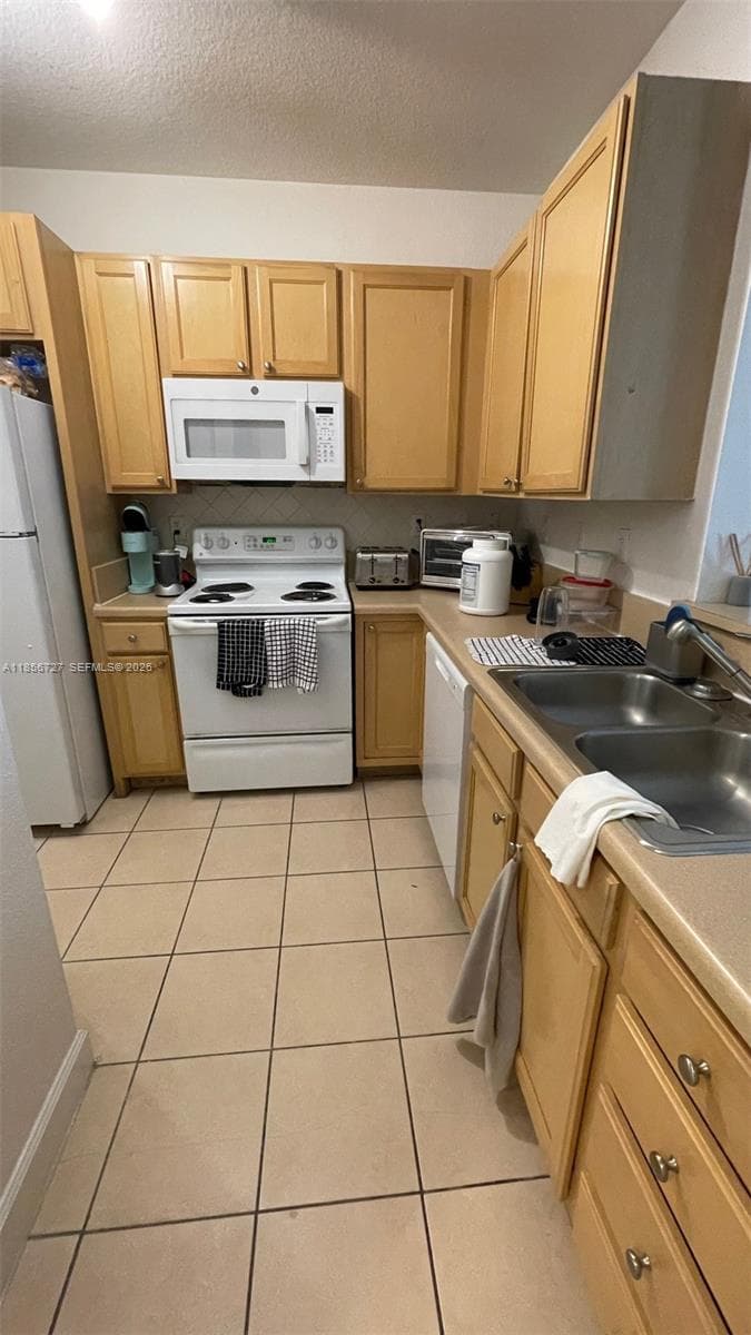 6001 SW 70th St # 127, South Miami FL 33143 — 9