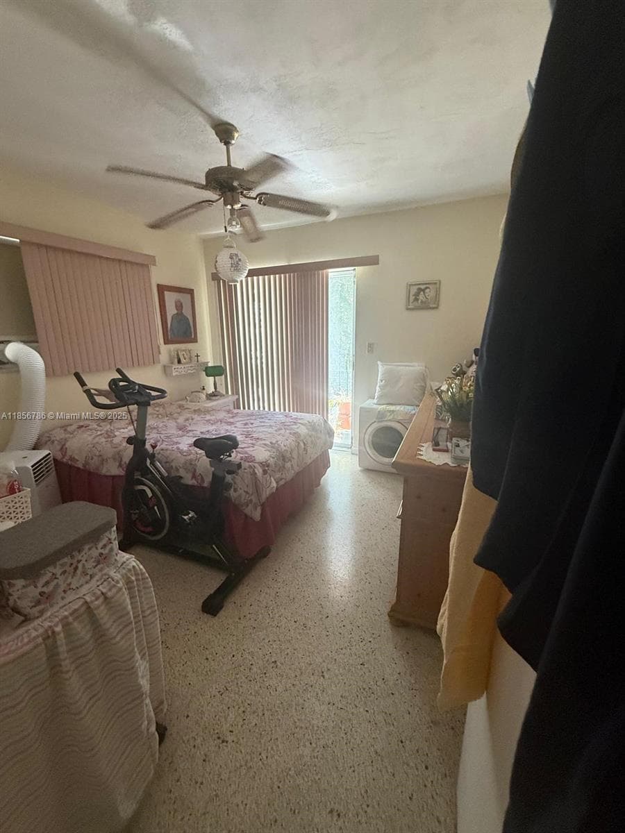 414 SW 15th Ave, Miami FL 33135 — 9