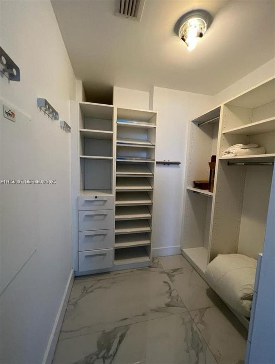 15811 Collins Ave # 2805, Sunny Isles Beach FL 33160 — 22