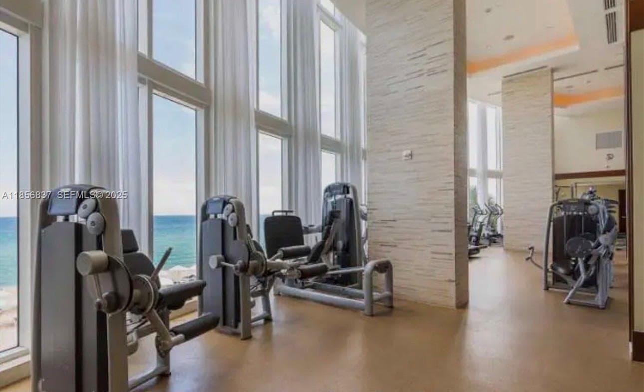 15811 Collins Ave # 2805, Sunny Isles Beach FL 33160 — 34