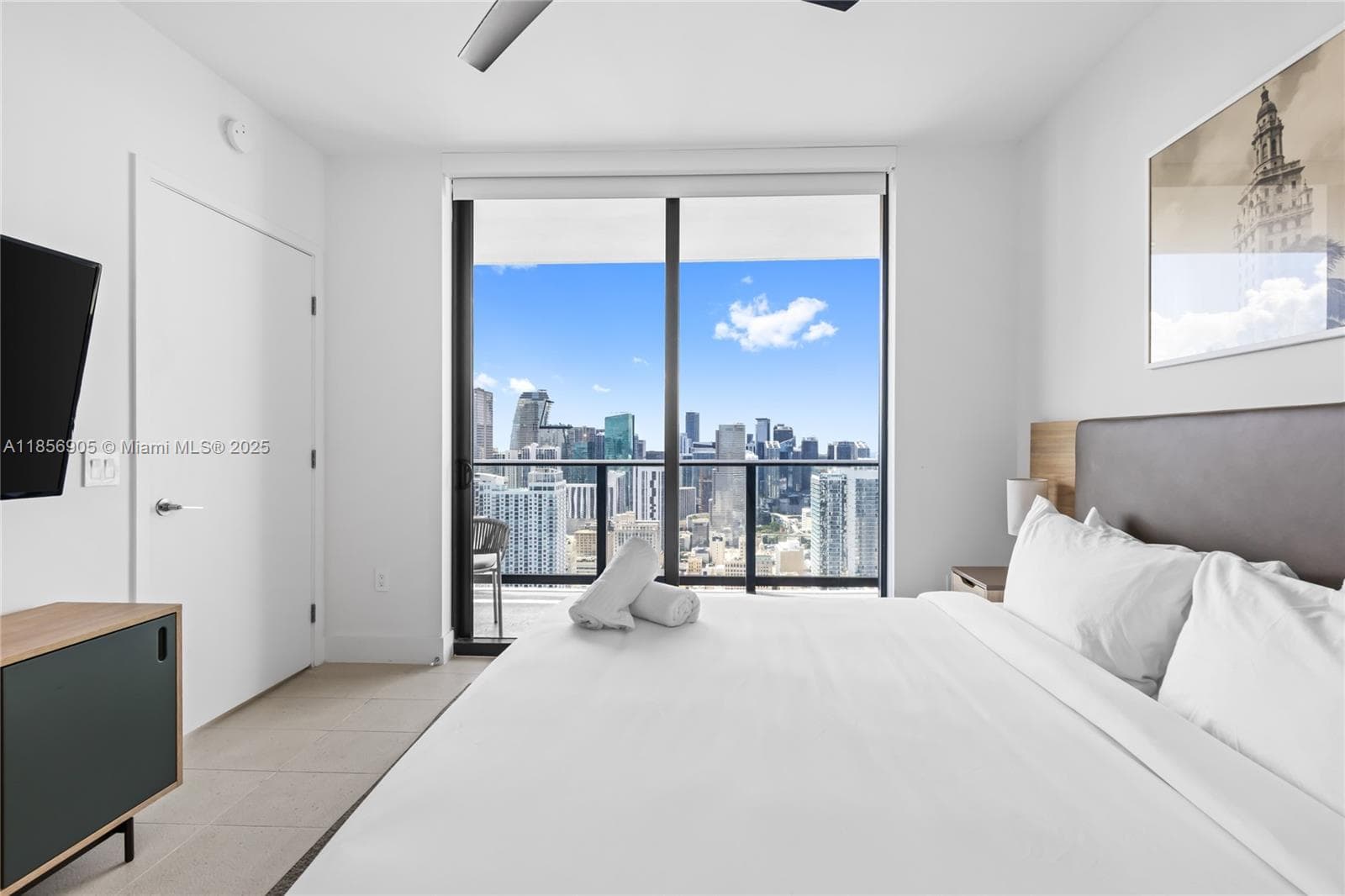 601 NE 1st Ave # 4607, Miami FL 33132 — 13