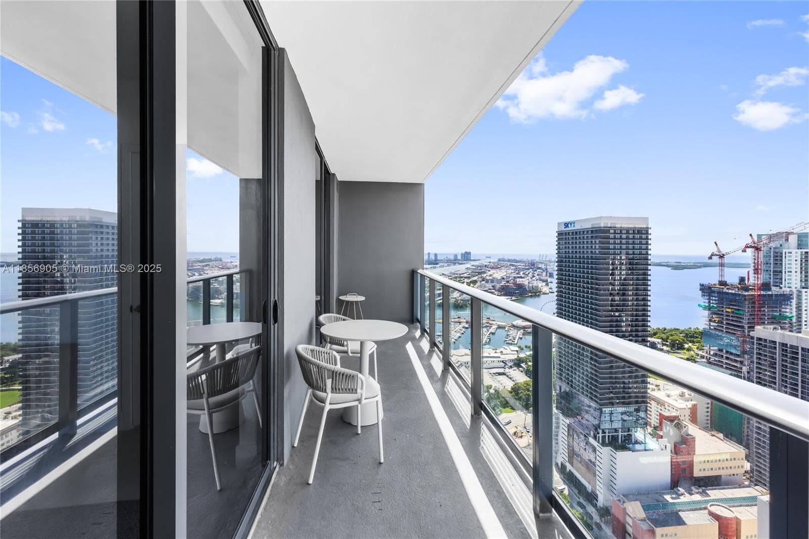 601 NE 1st Ave # 4607, Miami FL 33132 — 18