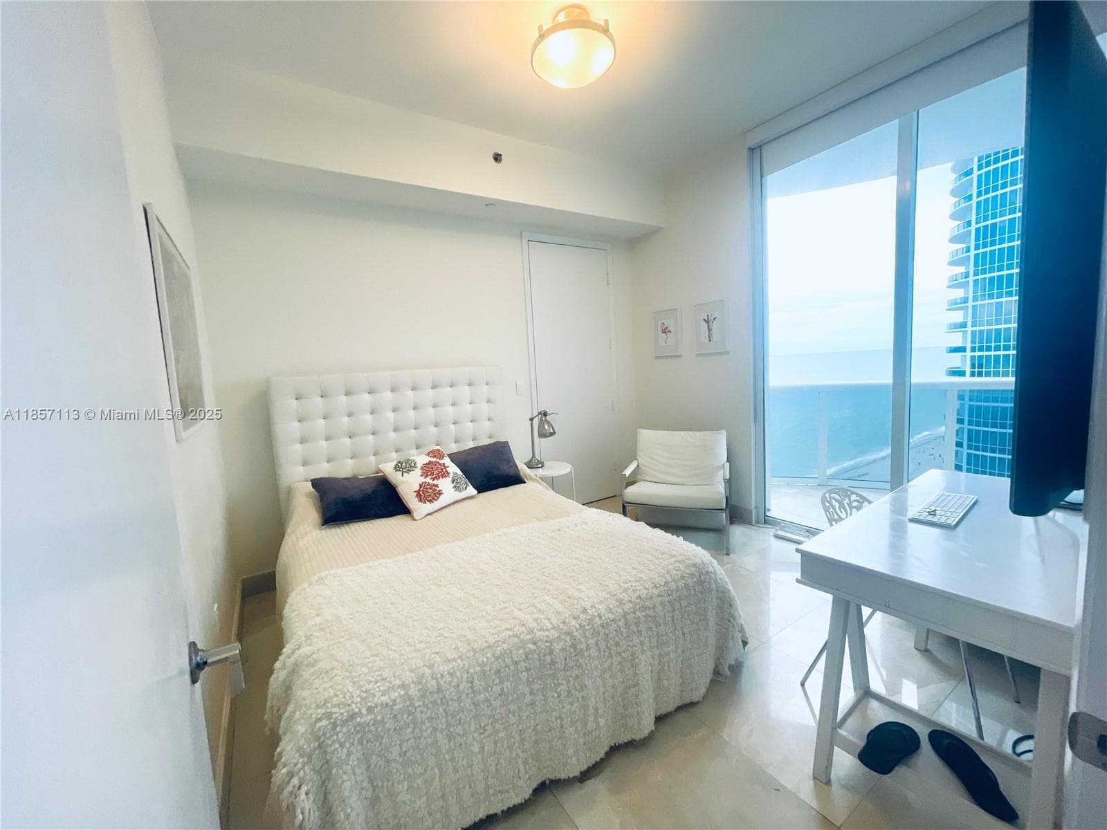 16001 Collins Ave # 1402, Sunny Isles Beach FL 33160 — 25