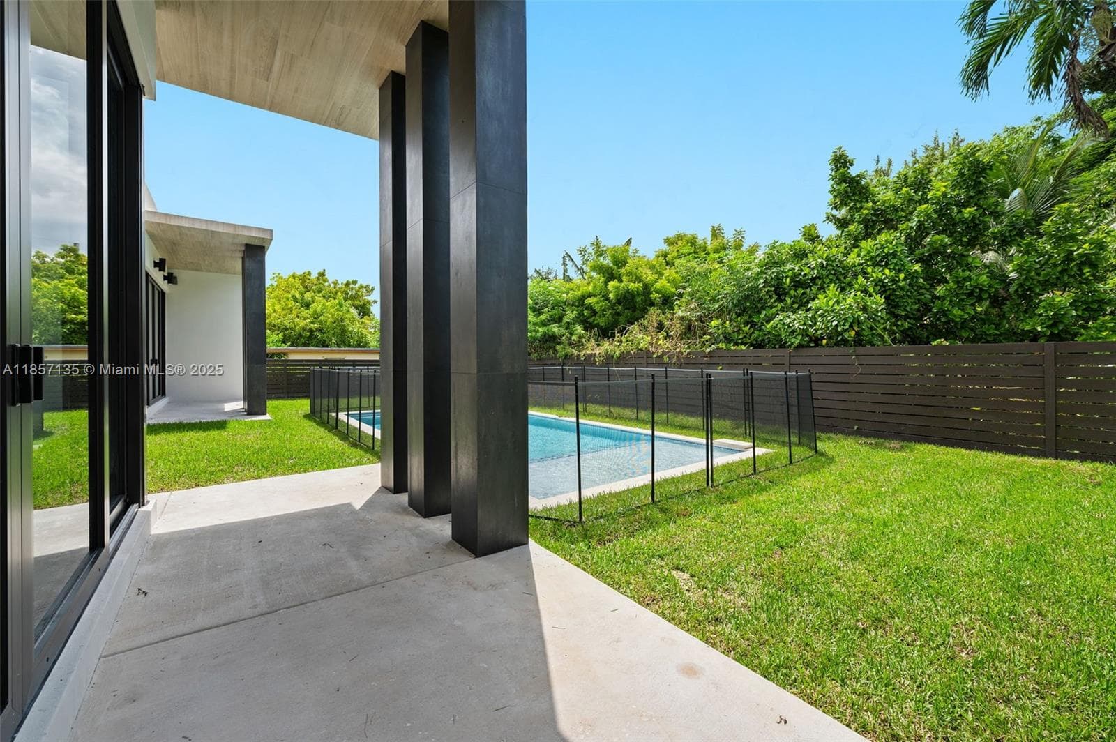 2940 SW 63rd Ave, Miami FL 33155 — 32