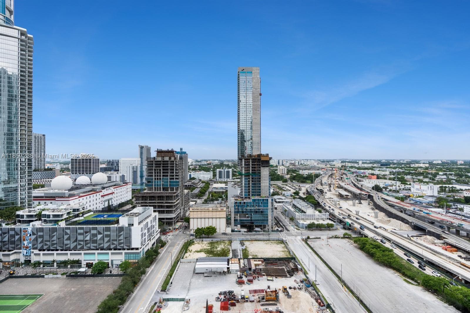 1000 Biscayne Blvd # 2402, Miami FL 33132 — 34