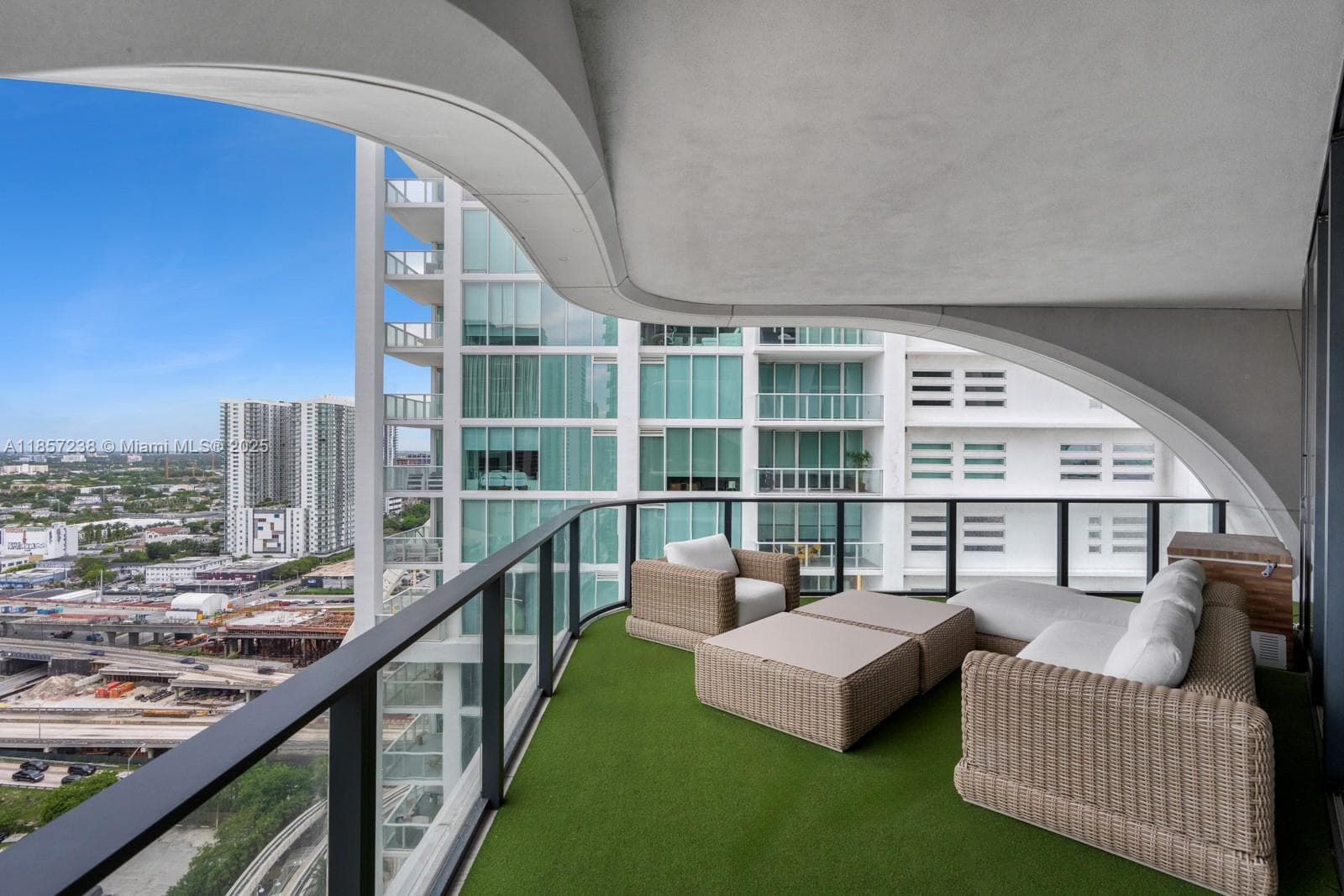 1000 Biscayne Blvd # 2402, Miami FL 33132 — 35