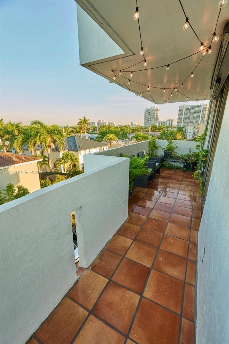 3545 NE 166th St # 510, North Miami Beach FL 33160 — 36