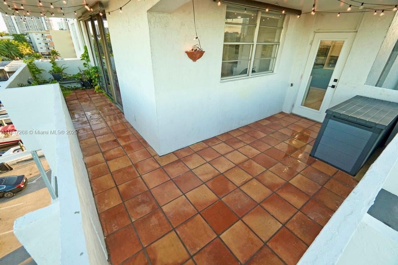 3545 NE 166th St # 510, North Miami Beach FL 33160 — 33