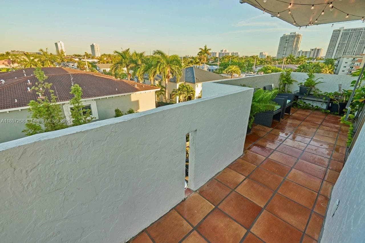 3545 NE 166th St # 510, North Miami Beach FL 33160 — 37
