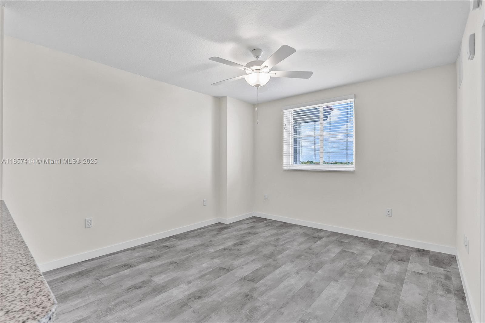 400 NW 112th Ave # 323, Sweetwater FL 33172 — 25