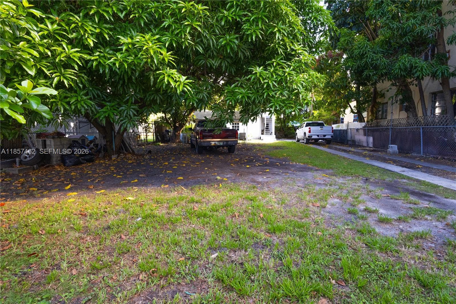 2367 SW 19th St, Miami FL 33145 — 9