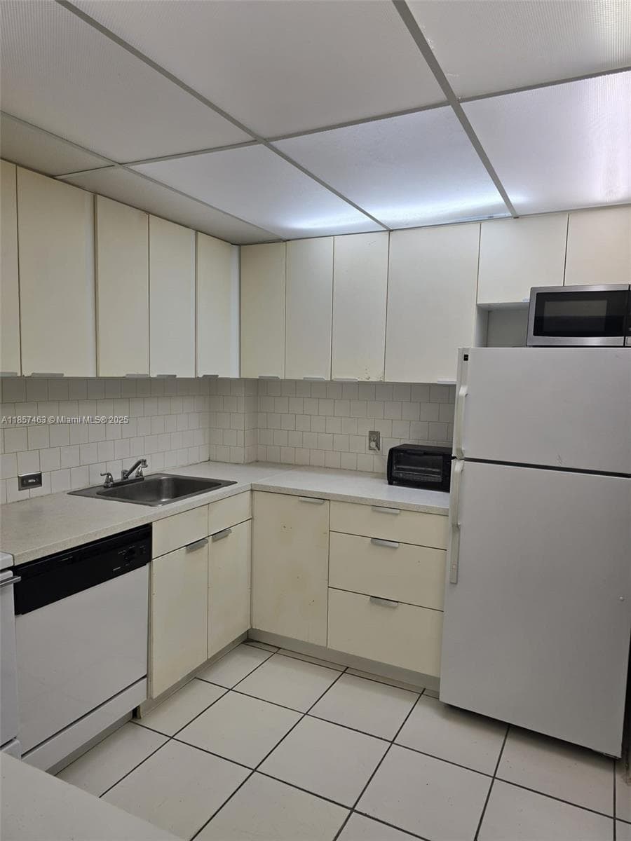 16851 NE 23rd Ave # A212, North Miami Beach FL 33160 — 5