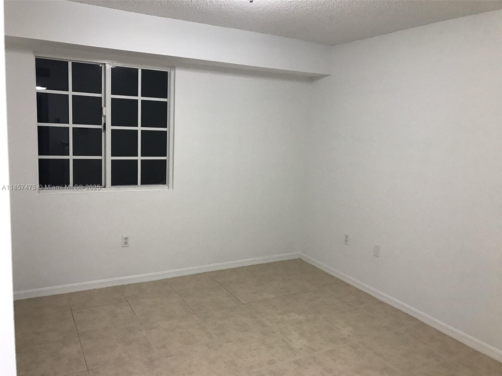 2821 NE 185th St # 408, Aventura FL 33180 — 16