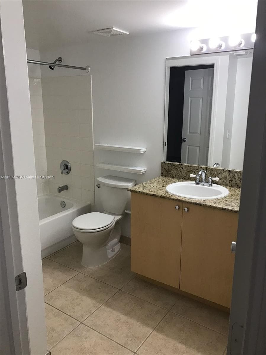 2821 NE 185th St # 408, Aventura FL 33180 — 12