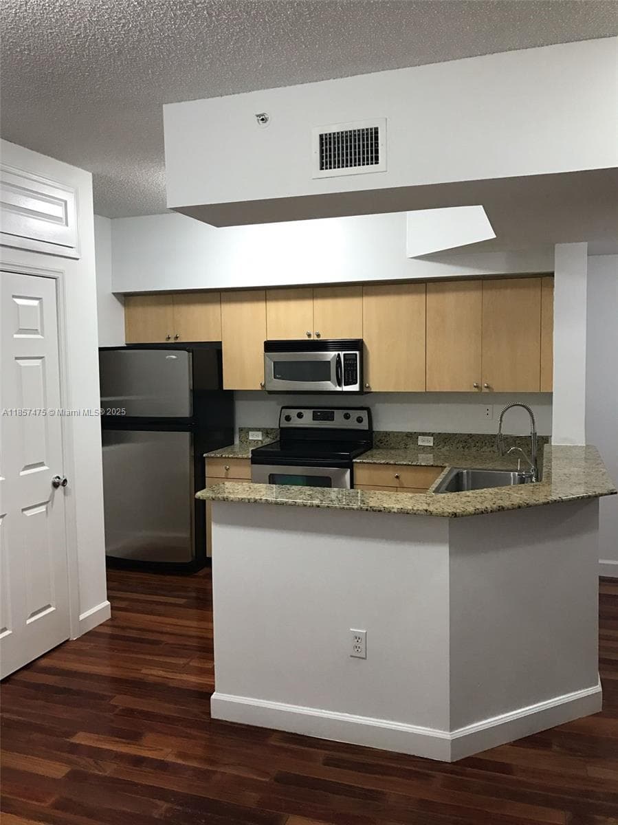 2821 NE 185th St # 408, Aventura FL 33180 — 7