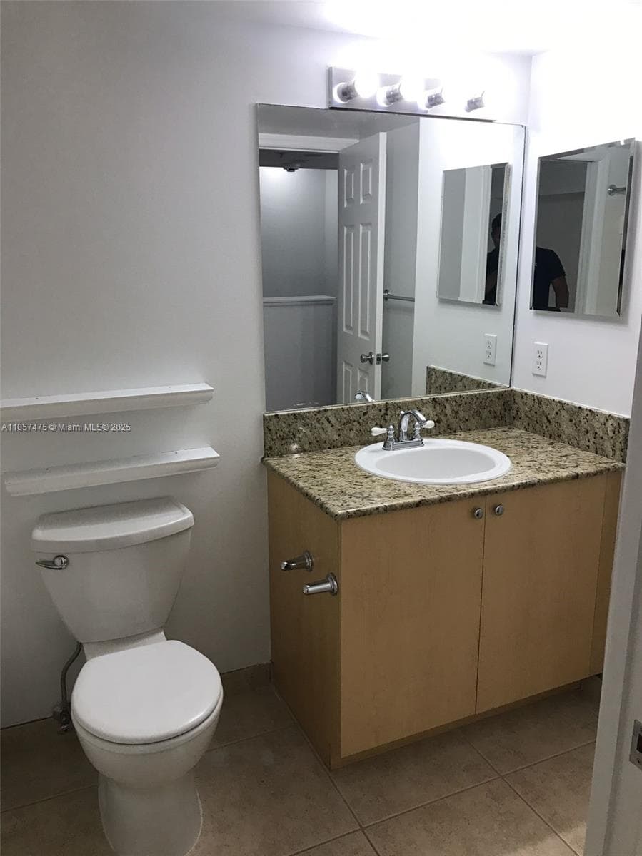 2821 NE 185th St # 408, Aventura FL 33180 — 18
