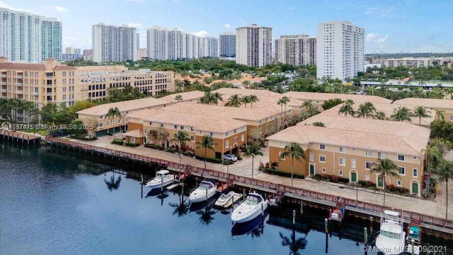 2821 NE 185th St # 408, Aventura FL 33180 — 31