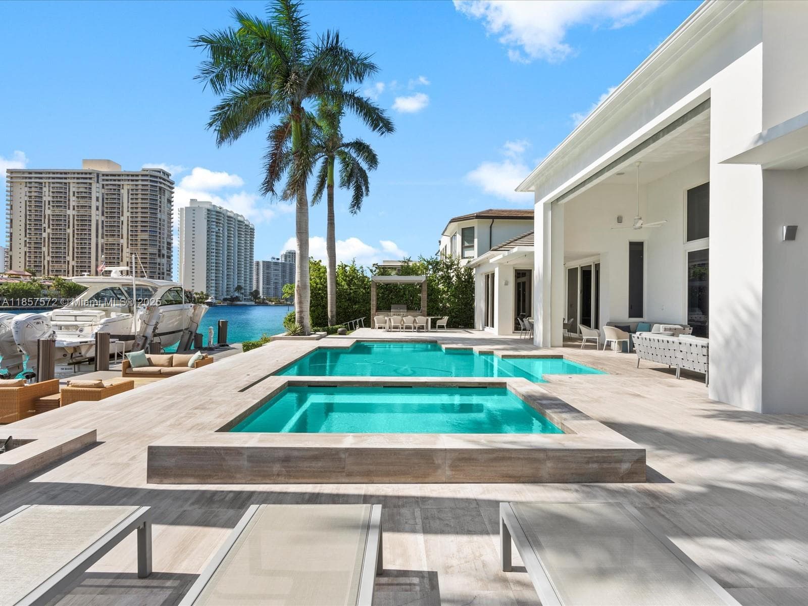 224 S ISLAND, Golden Beach FL 33160 — 16