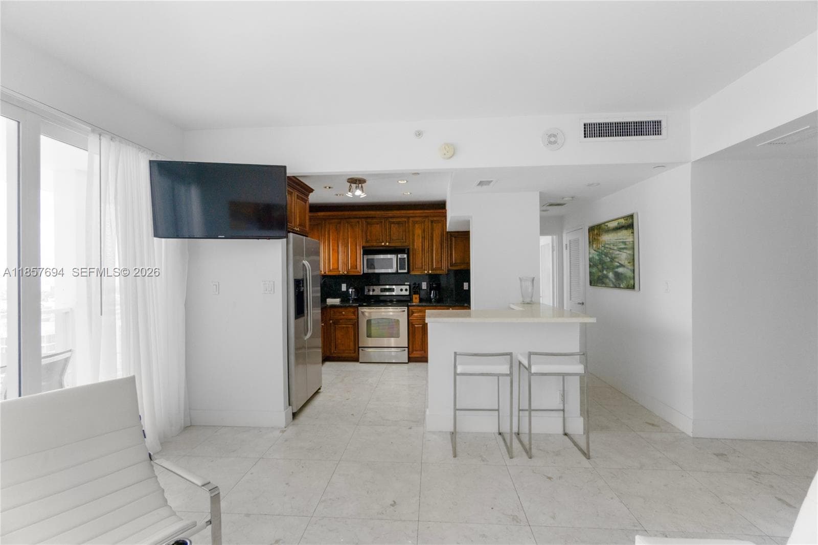 100 Lincoln Rd, Miami Beach FL 33139 — 6