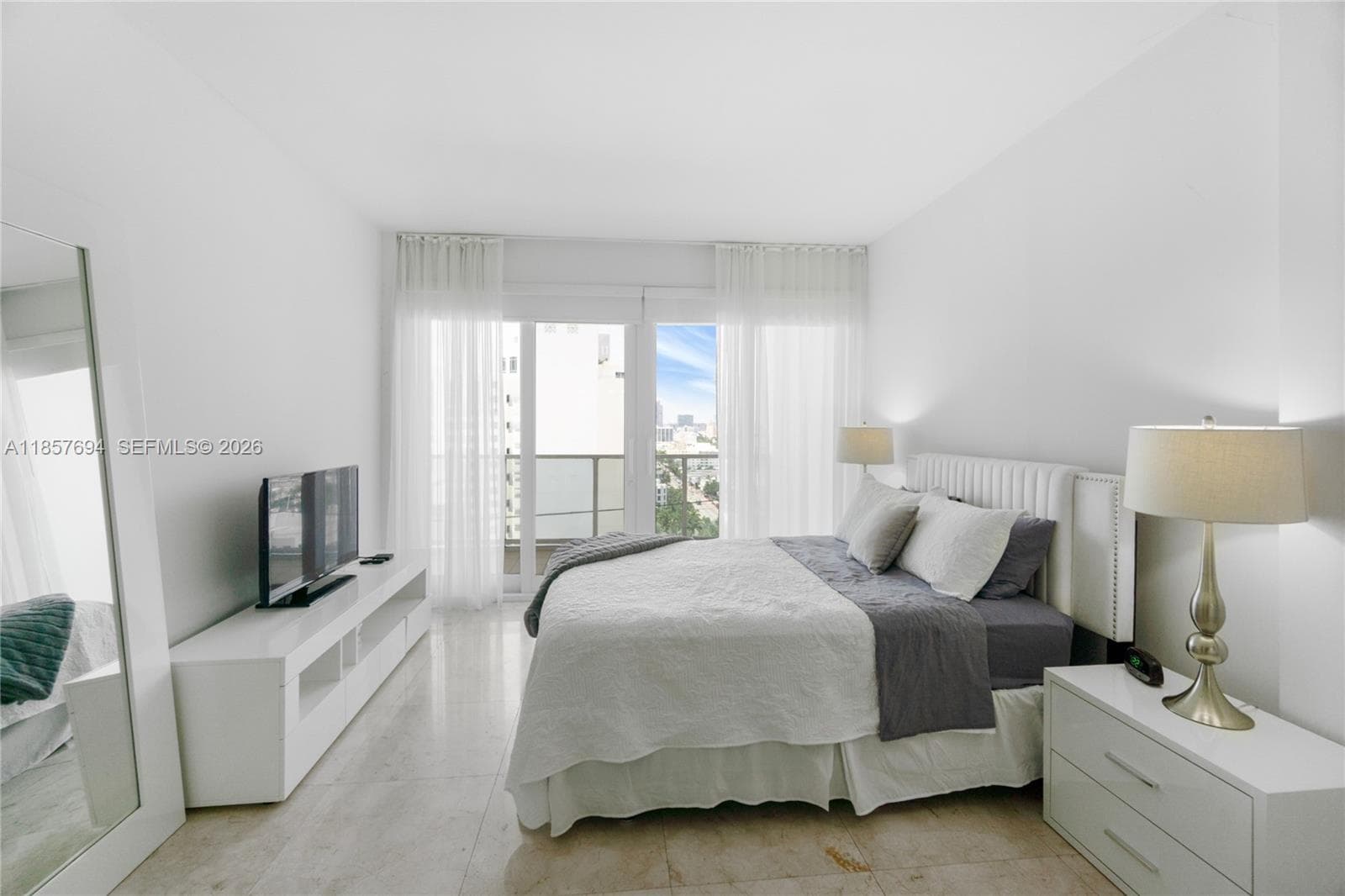 100 Lincoln Rd, Miami Beach FL 33139 — 14