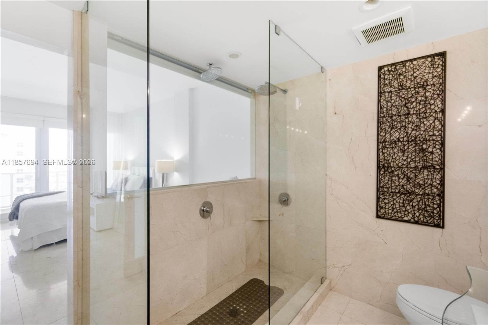 100 Lincoln Rd, Miami Beach FL 33139 — 18