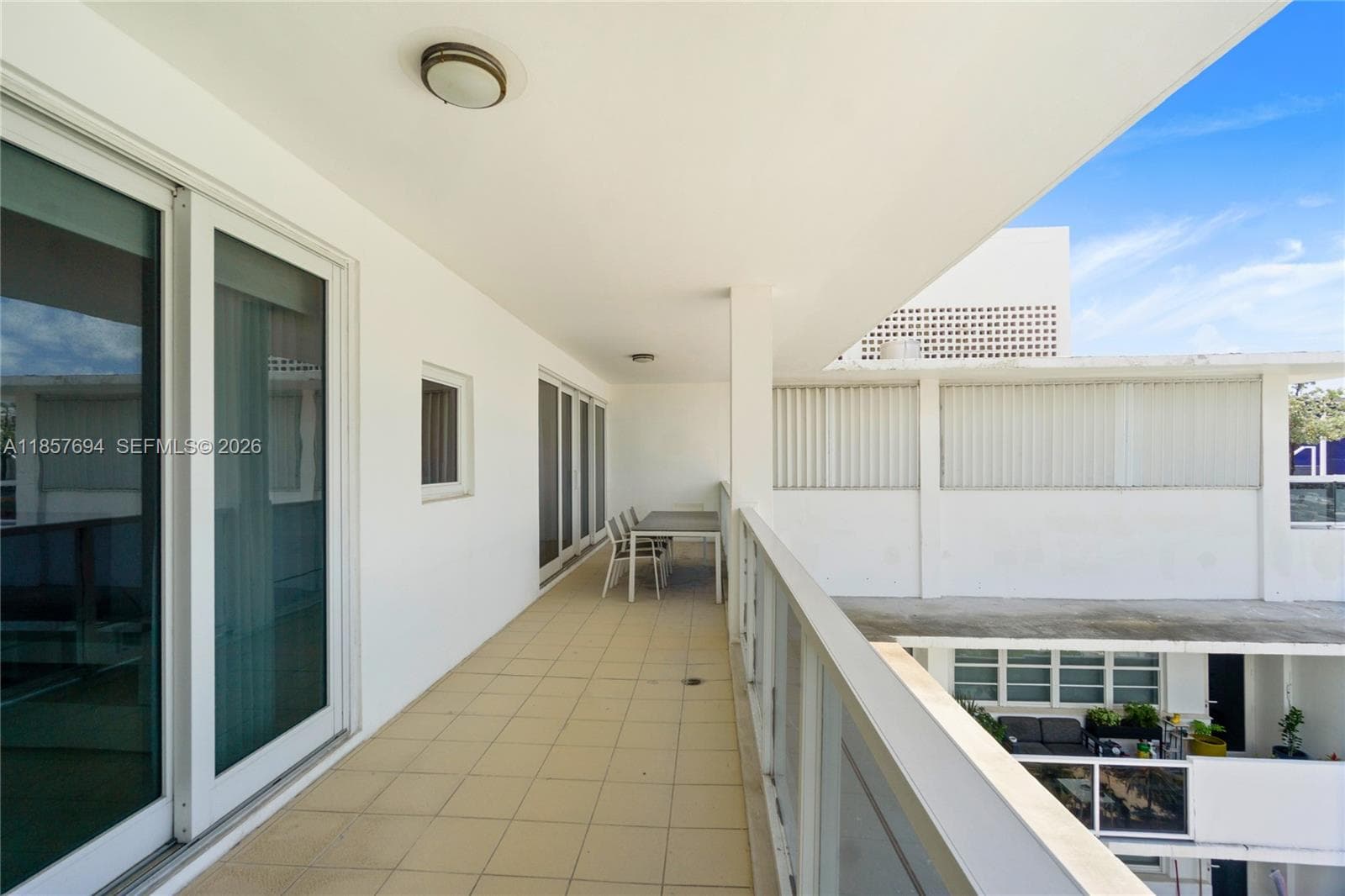 100 Lincoln Rd, Miami Beach FL 33139 — 21