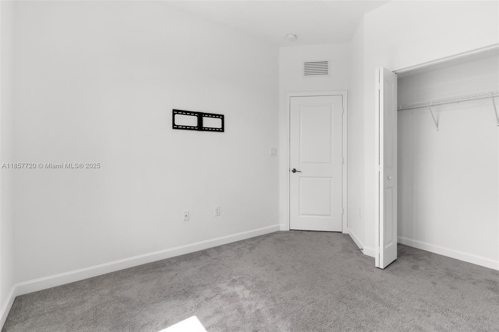 12373 NW 24th Pl, Miami FL 33167 — 23