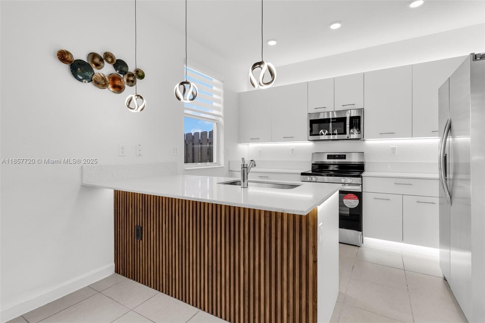 12373 NW 24th Pl, Miami FL 33167 — 7