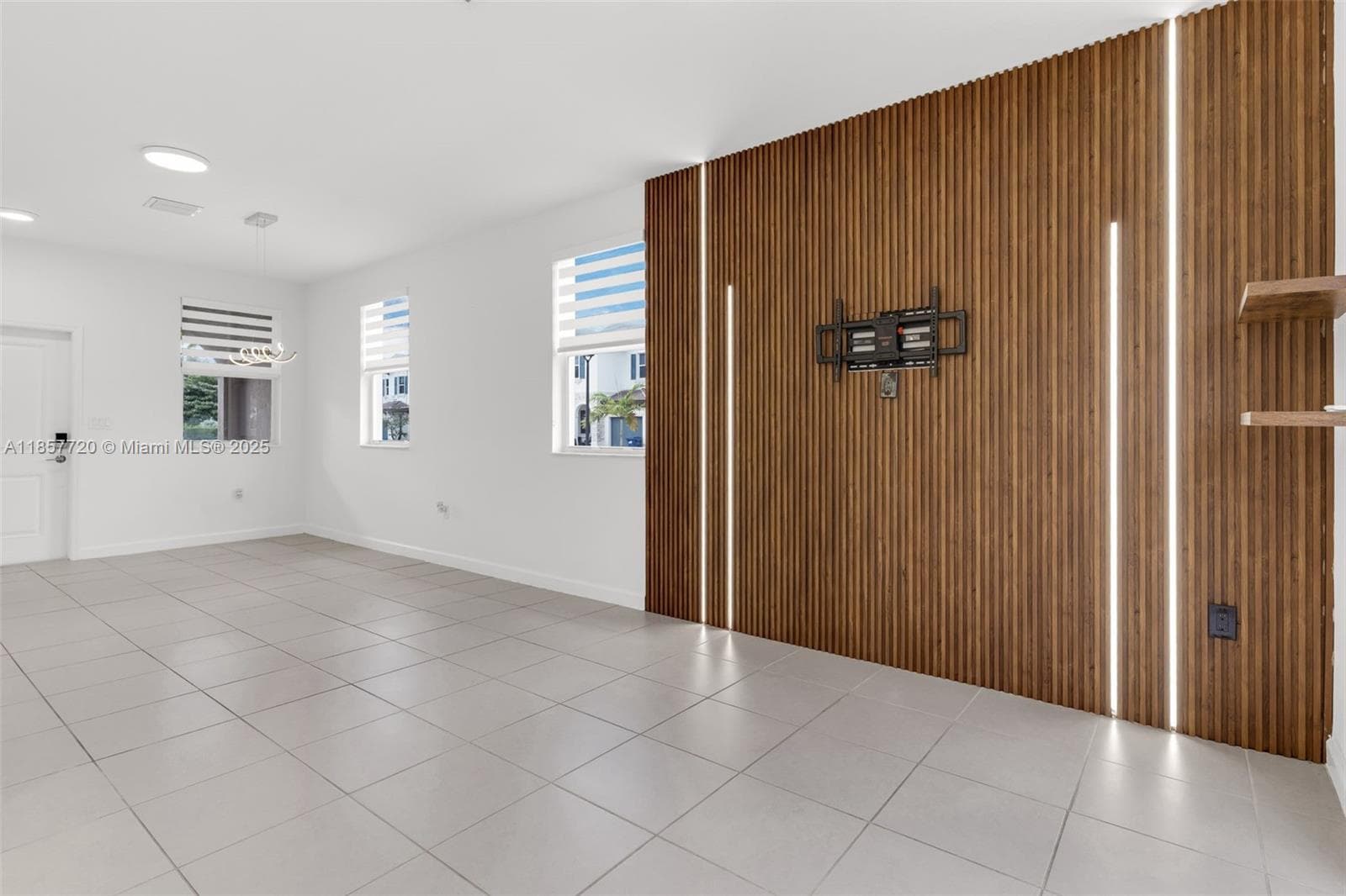 12373 NW 24th Pl, Miami FL 33167 — 5