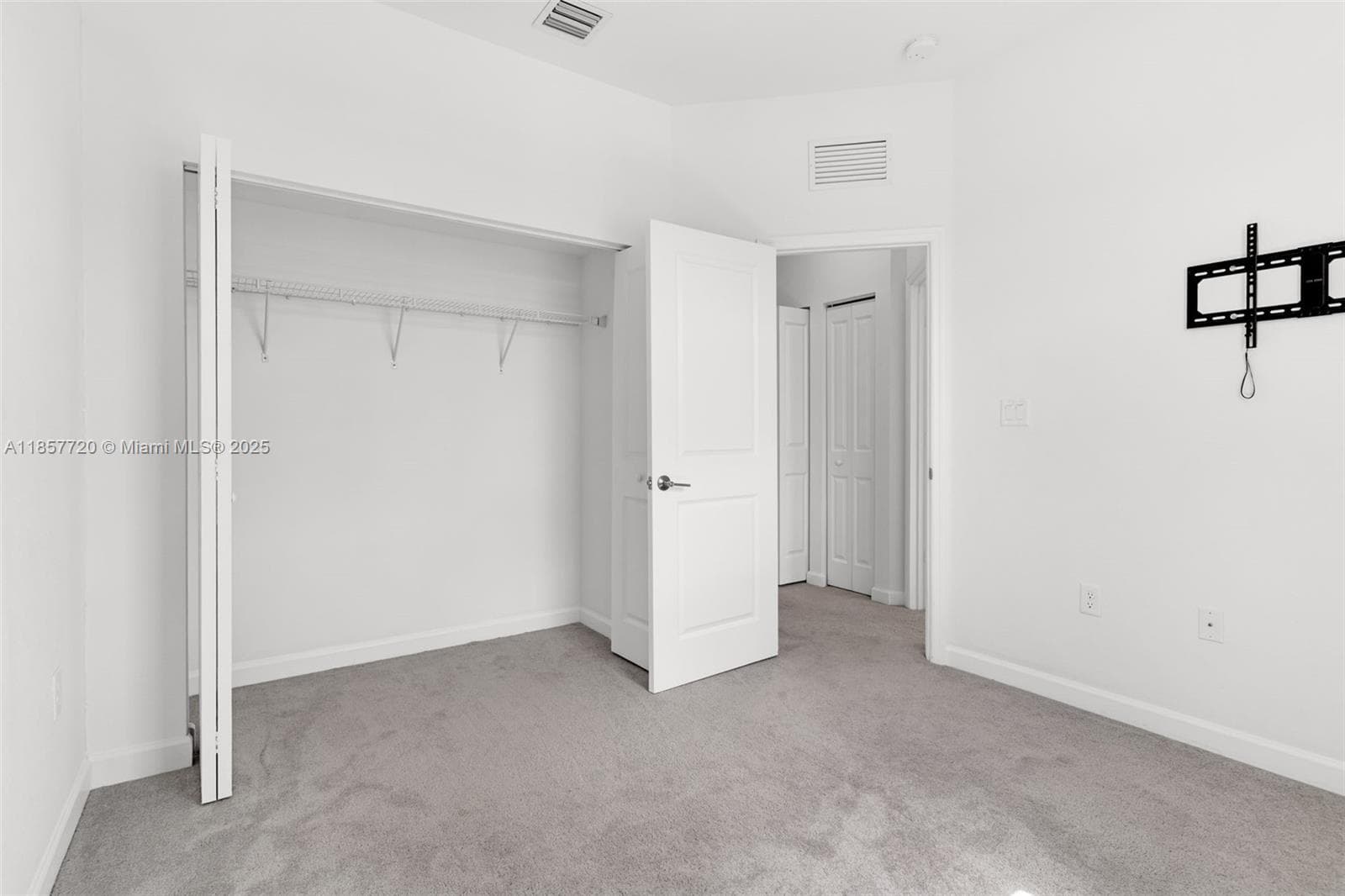 12373 NW 24th Pl, Miami FL 33167 — 20