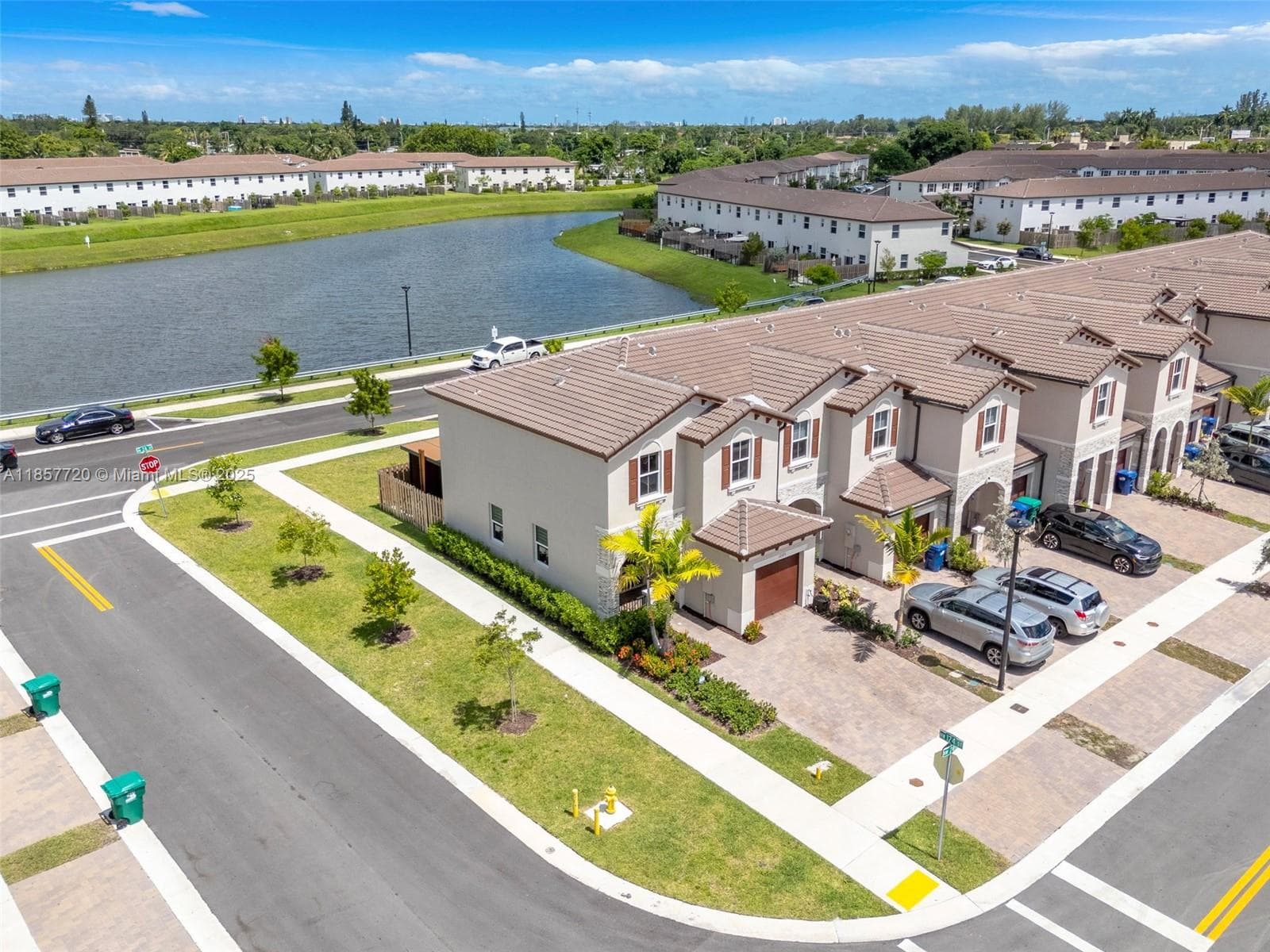 12373 NW 24th Pl, Miami FL 33167 — 41