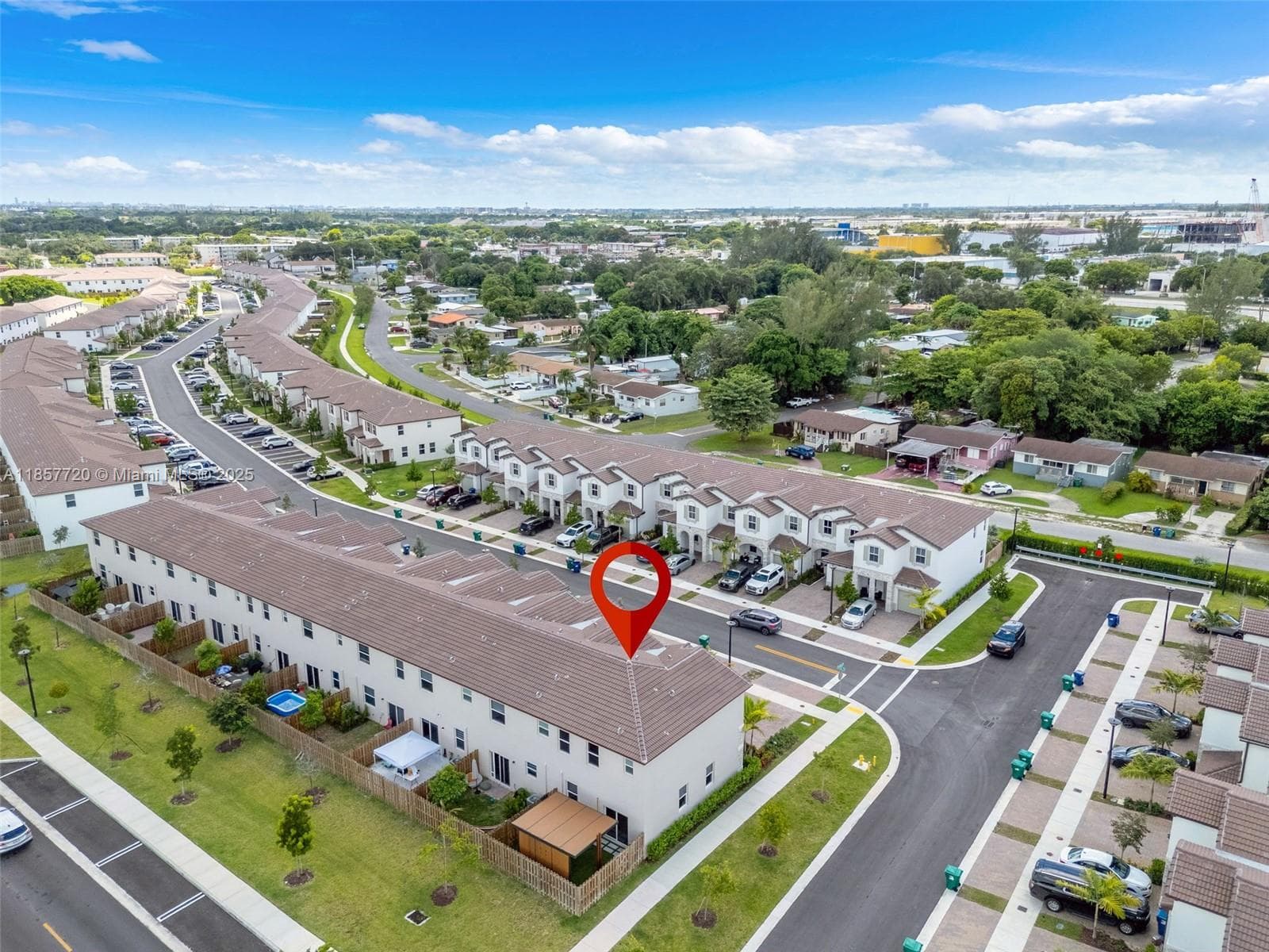 12373 NW 24th Pl, Miami FL 33167 — 35